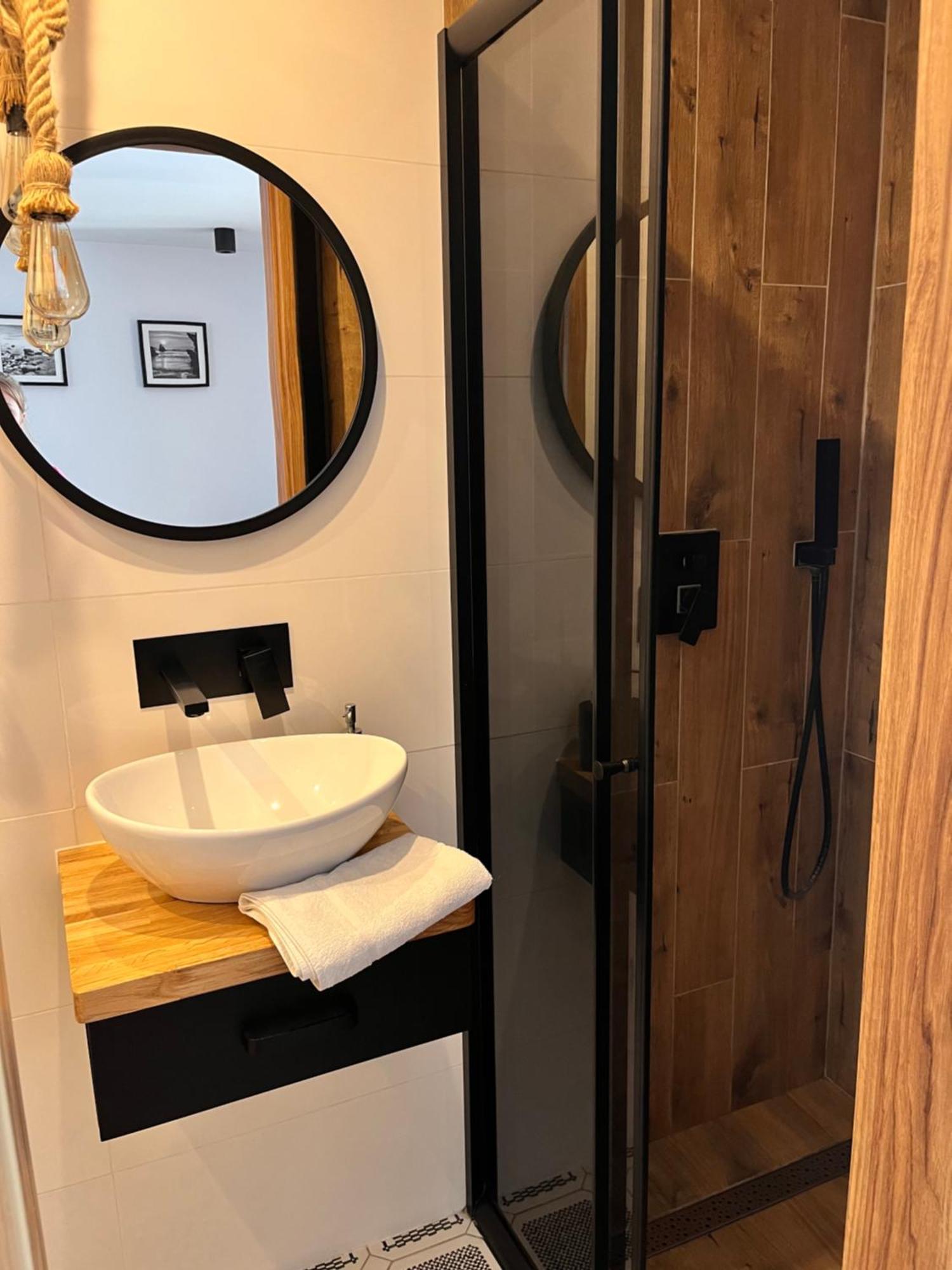 Apartament Numer 1, Dwie Sypialnie Dwa Lozka Orzysz Exterior foto